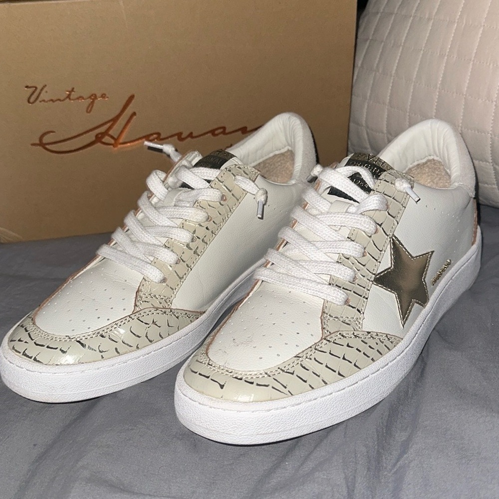 Vintage Havana Laced Sneaker